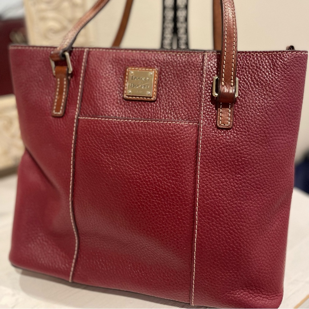 Dooney & Bourke Lexington Handbag Burgundy